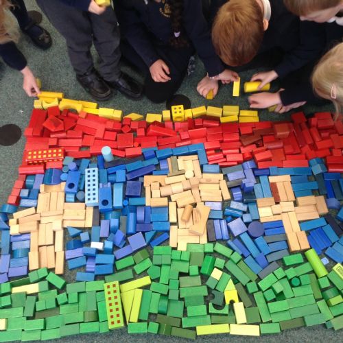 As part of our learning about Good Friday, we made Alfombras. These are usually made out of coloured sand or sawdust in Antigua and E Salvador to remember Good Friday.